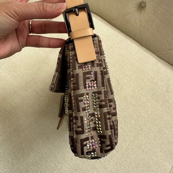 Fendi Baguette Crystal Brown FF - Picture 5 of 16